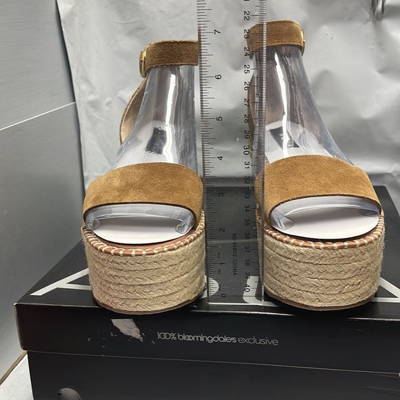 BNWT Aqua Platform Wedge Espadrille Sandals Tan sued Ria 10 - Picture 3 of 9